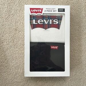 Levi’s infant  bodysuit and pants two-piece set size 9 months